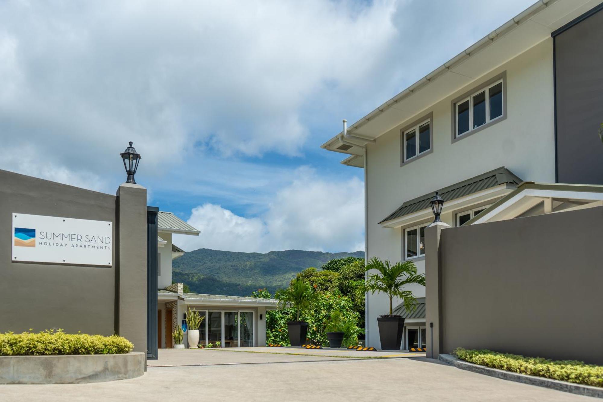 Summer Sand Holiday Apartments Beau Vallon  Εξωτερικό φωτογραφία